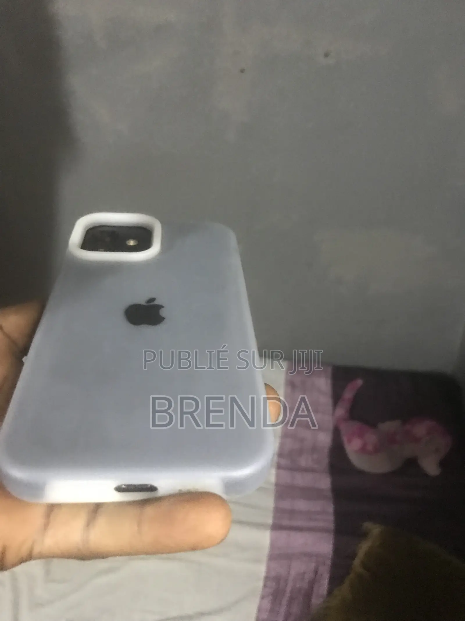 Nouveau Apple iPhone 12 64 GB Noir