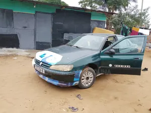 Peugeot 406 2001 Vert
