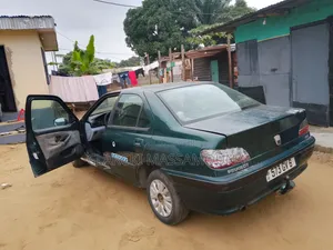 Peugeot 406 2001 Vert