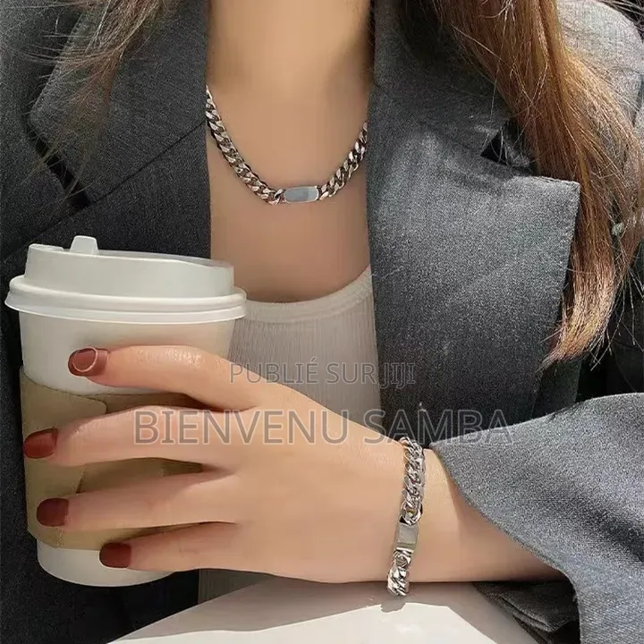 Montres Et Chanette