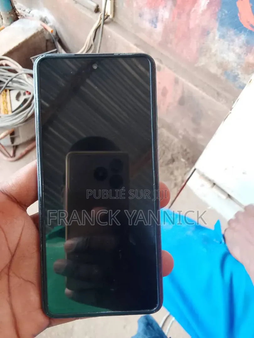 Tecno Camon 20 128 GB Gris