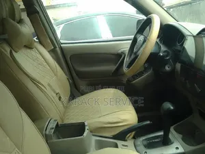 Toyota RAV4 2013 Noir