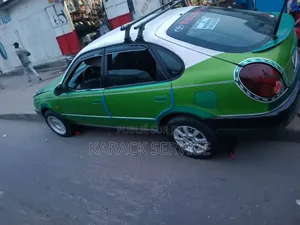 Toyota Corolla 2016 Vert