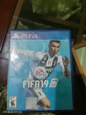 Ps4 Slim Non Craqué Version 13