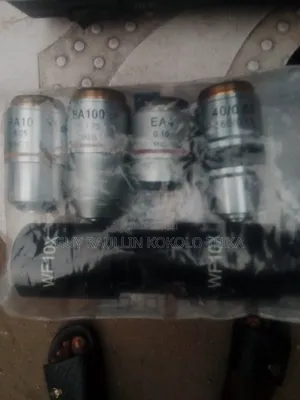 Microscope À Vendre À Brazzaville