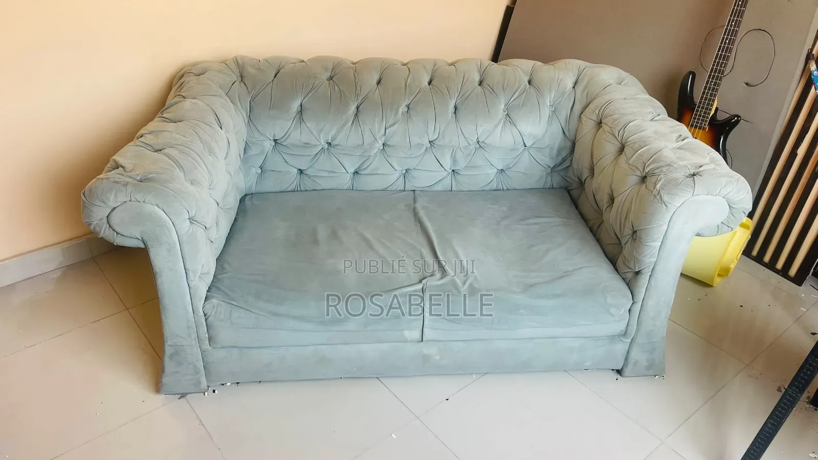 Fauteuil 2 Places . 
60.000 Fcfa