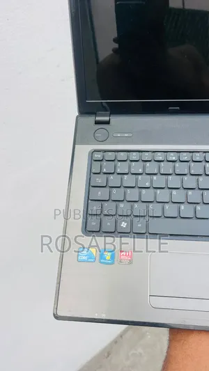 Ordinateur portable Acer AcerNote 370 4GB Intel Core i3 HDD 640GB