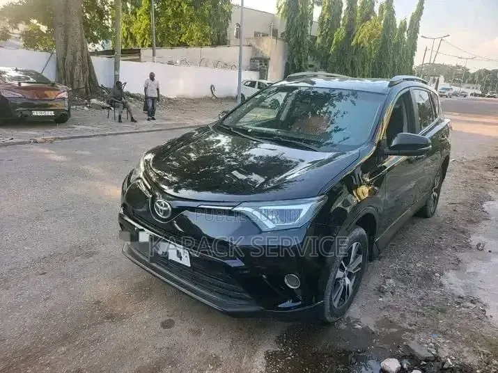 Toyota RAV4 2018 Noir