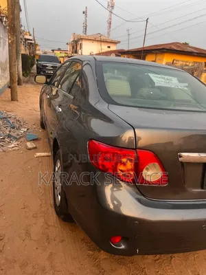 Toyota Corolla 2017 Noir