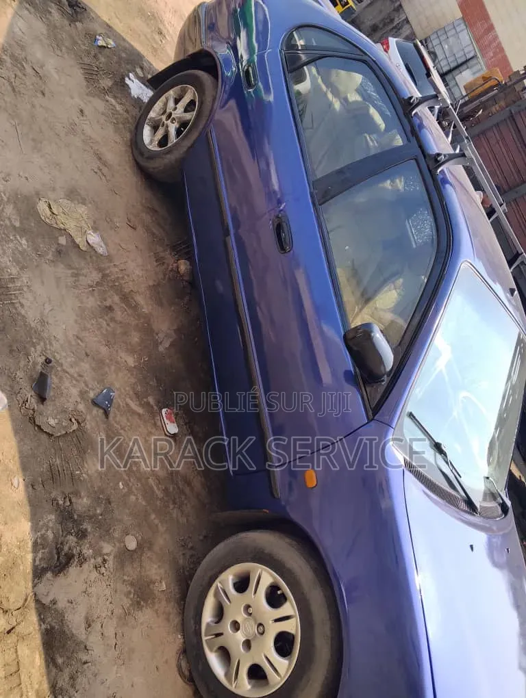 Toyota Corolla 2015 Violet