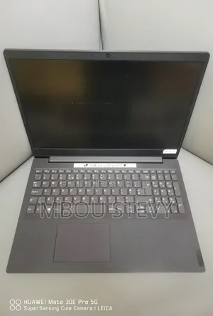 Ordinateur portable Lenovo V15 8GB Intel Core i5 HDD+SSD 256GB