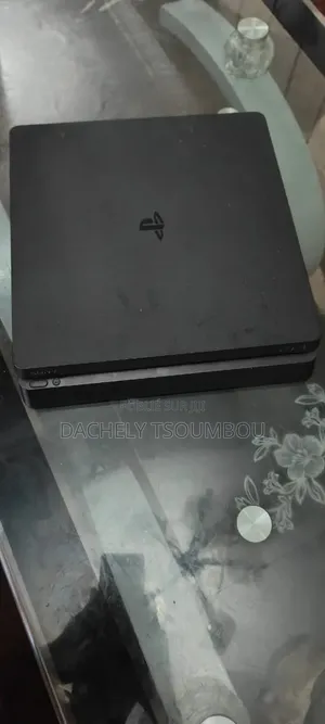 PlayStation 4