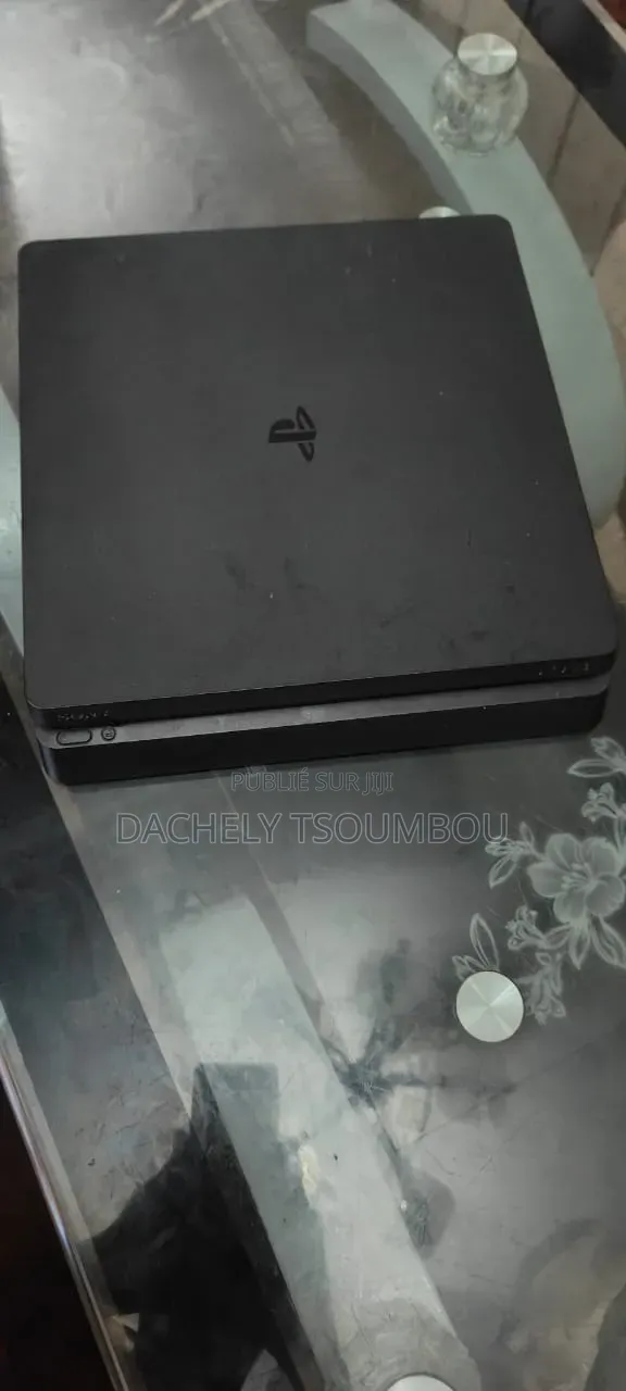 PlayStation 4