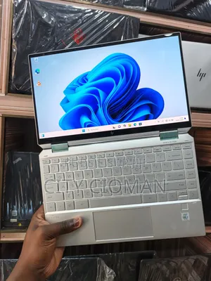 Nouveau HP Spectre X360 16GB Intel Core i7 SSD 512GB