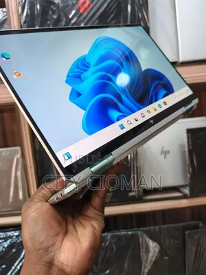 Nouveau HP Spectre X360 16GB Intel Core i7 SSD 512GB
