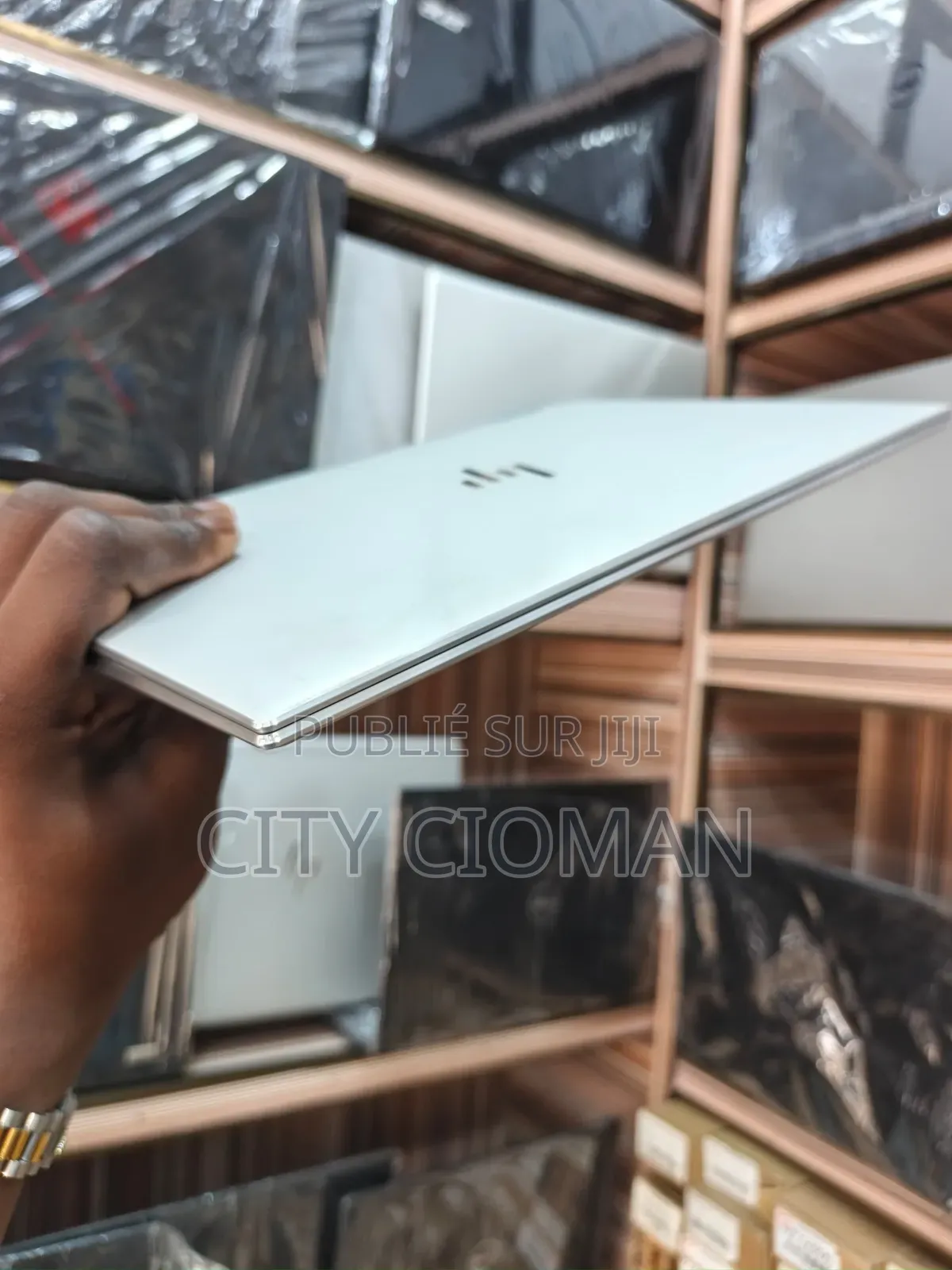 Nouveau HP Spectre X360 16GB Intel Core i7 SSD 512GB