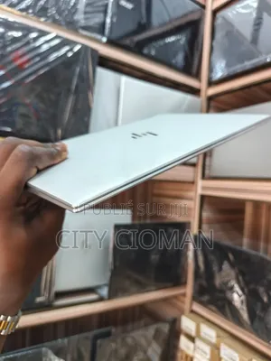 Nouveau HP Spectre X360 16GB Intel Core i7 SSD 512GB