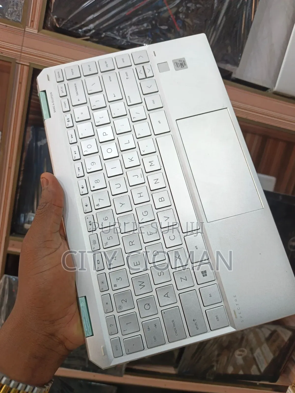 Nouveau HP Spectre X360 16GB Intel Core i7 SSD 512GB