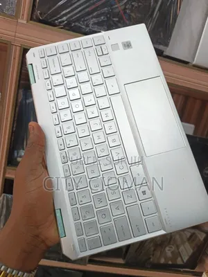 Nouveau HP Spectre X360 16GB Intel Core i7 SSD 512GB
