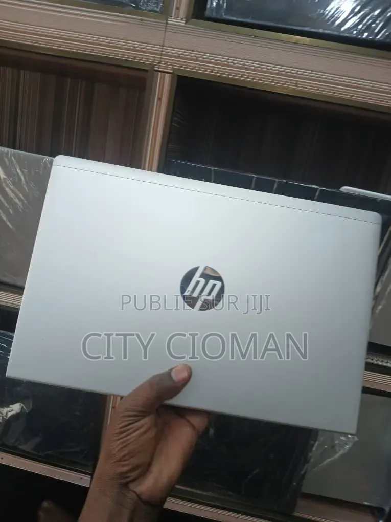 Nouveau HP ProBook 440 G8 16GB Intel Core i7 SSD 512GB