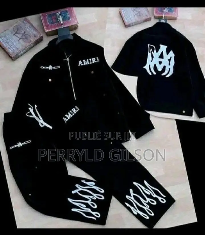 Ensemble Pour Homme Et Femme
