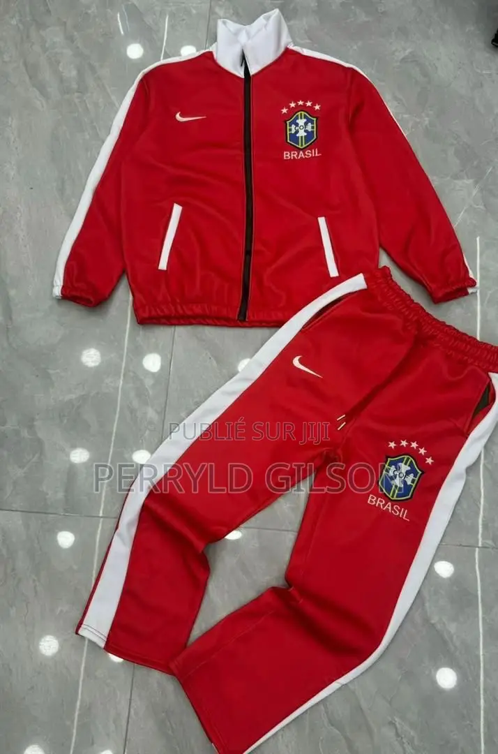 Ensemble Pour Homme Et Femme