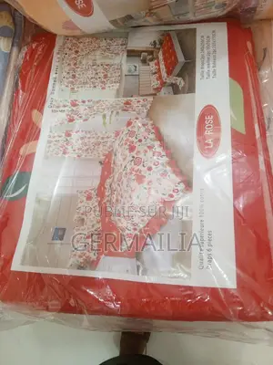 Ristourne De Draps Avec Rideaux Et Sans Rideaux
