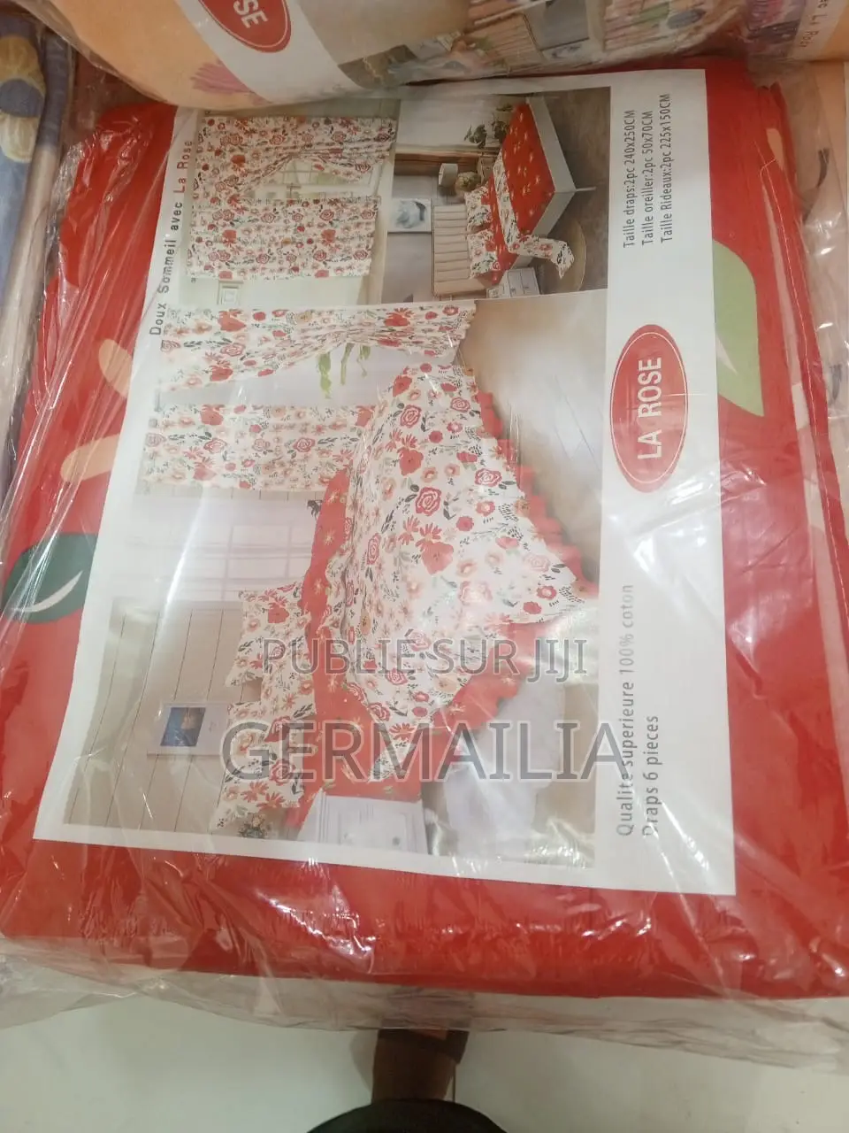 Ristourne De Draps Avec Rideaux Et Sans Rideaux