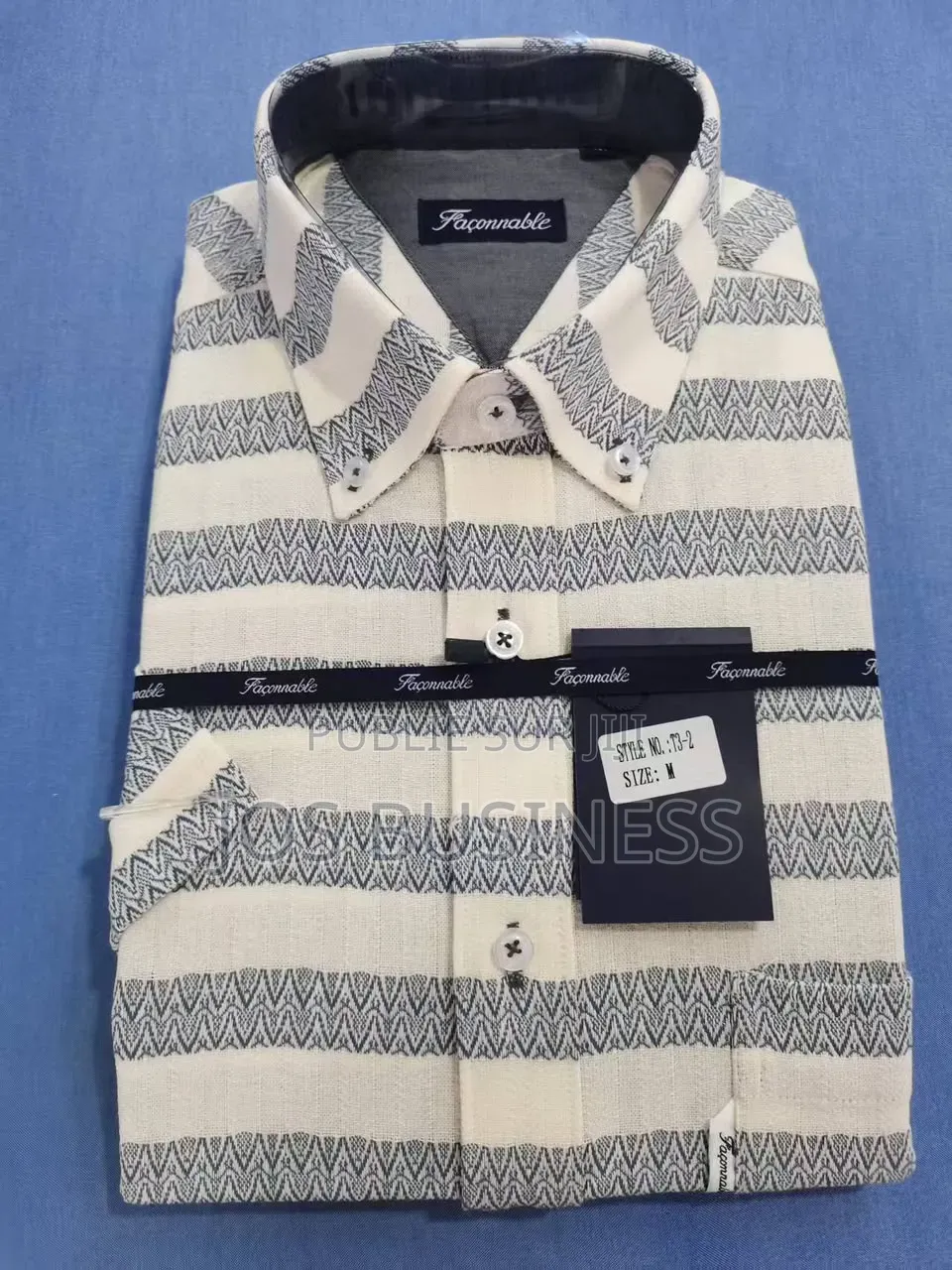 Chemise Avec Reillur