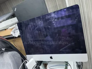 Ordinateur de bureau Apple iMac 16GB Intel Core i5 SSD 512GB