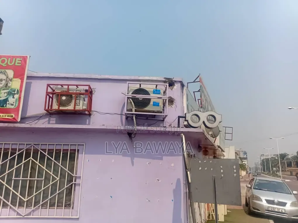 Parcelle À Vendre Sur Brazzaville Vers La Primature