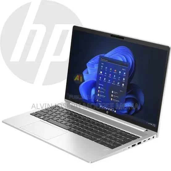 Nouveau HP ProBook X360 435 G10 16GB Intel Core i5 SSD 512GB