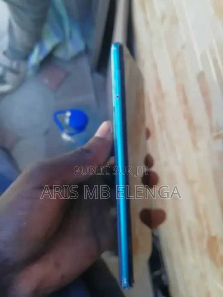 Tecno Camon 16S 128 GB Bleu