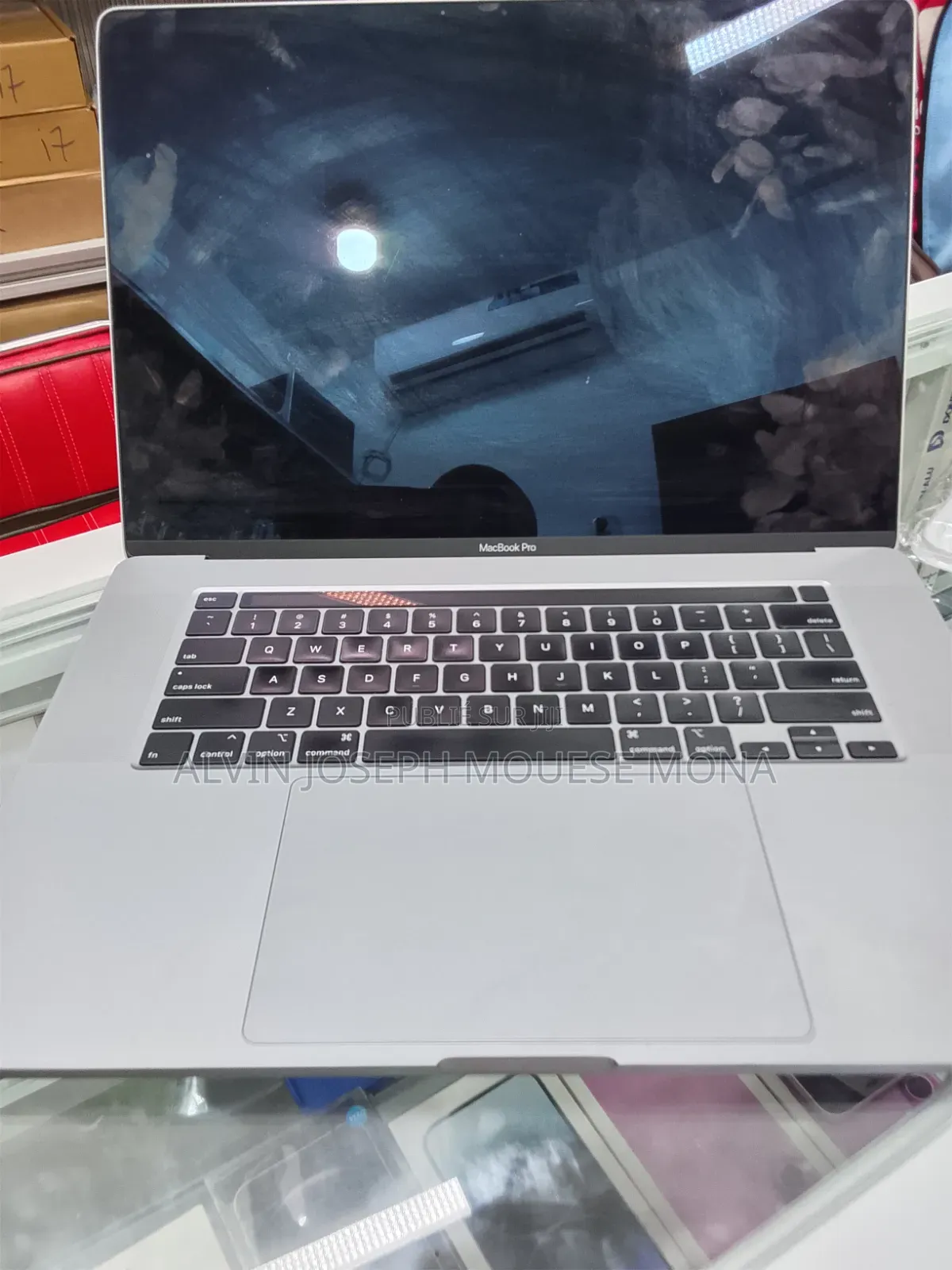 Ordinateur portable Apple MacBook 2019 64GB Intel Core i9 SSD 1T
