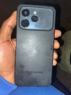 Tecno Spark 40 128 GB Bleu