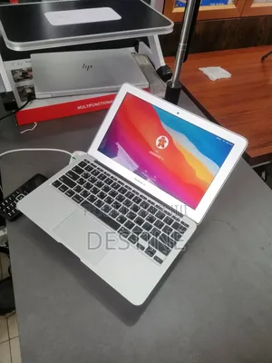 Ordinateur portable Apple MacBook 2010 4GB Intel Core i5 SSD 128GB