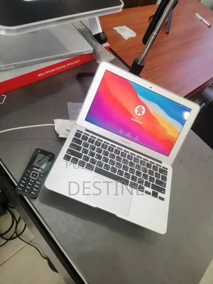 Ordinateur portable Apple MacBook Air 2GB Intel Core 2 Duo SSD 256GB