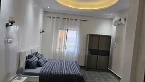 Furnished 2chbre Appartement dans Maison Jaspe, Moungali à Louer