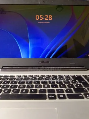 Ordinateur portable Asus K56CM 12GB Intel Core i7 SSD 1.5T