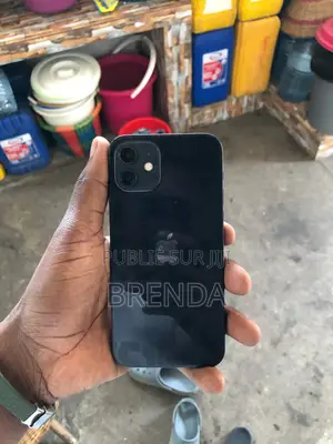 Nouveau Apple iPhone 12 64 GB Noir