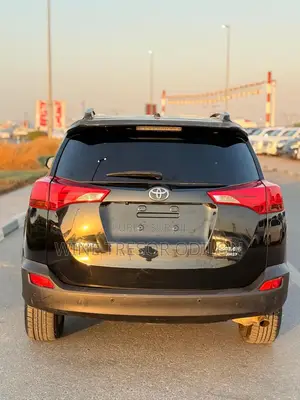 Toyota RAV4 XLE AWD (2.5L 4cyl 6A) 2016 Noir