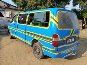 Toyota HiAce 1997 Autre