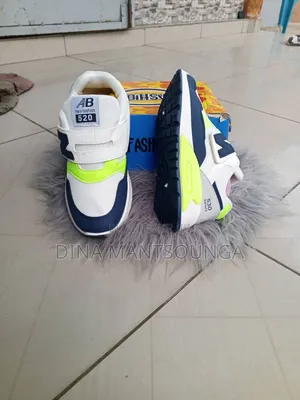 Basket Enfant NB530 Blanc Vert Bleu Scratch