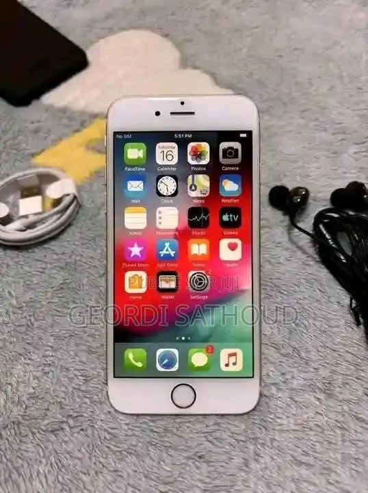Nouveau Apple iPhone 7 32 GB Blanc