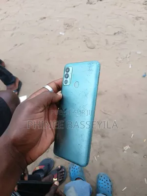 Tecno Spark 7 64 GB Vert