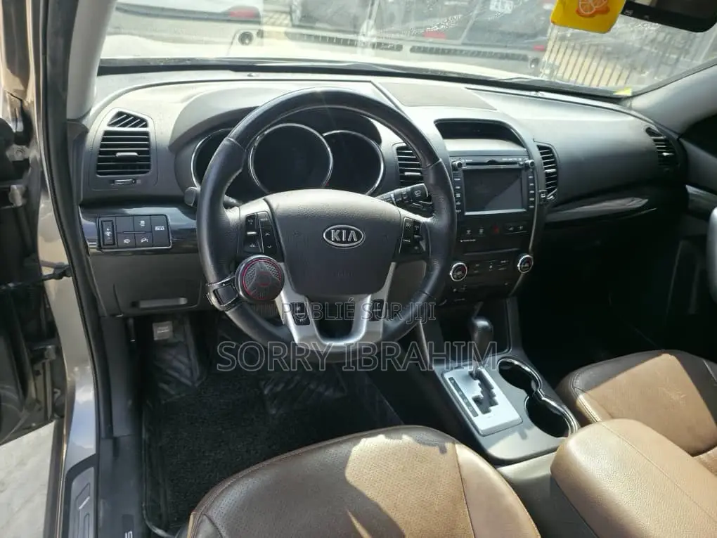 Kia Sorento 2013 Gris