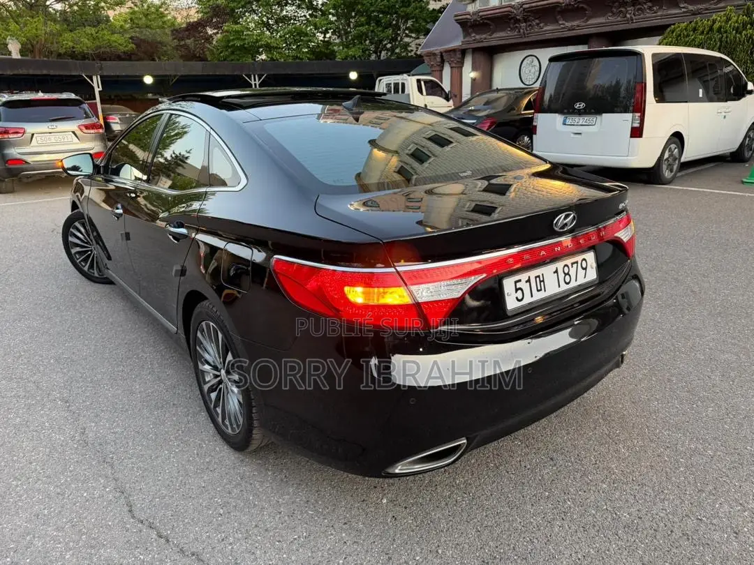 Hyundai Grandeur 2014 Noir