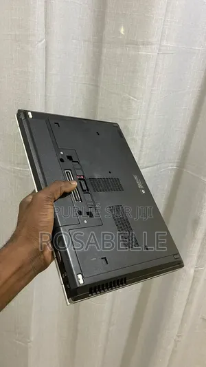 Ordinateur portable HP 15 4GB Intel Core i7 HDD 1T