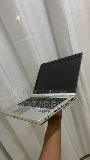 Ordinateur portable HP 15 4GB Intel Core i7 HDD 1T