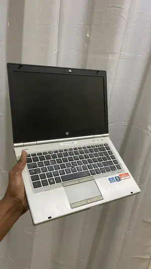 Ordinateur portable HP 15 4GB Intel Core i7 HDD 1T